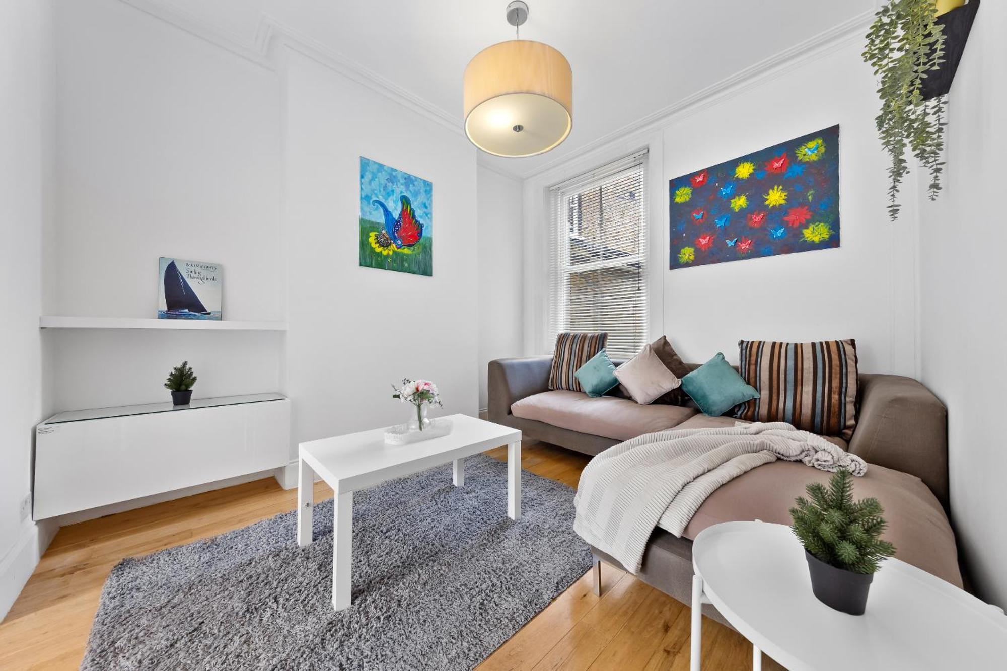 Luxury 4-Bedroom Modern Flat In Central London Steps From Station, Sleeps 9 In Style! Eksteriør billede