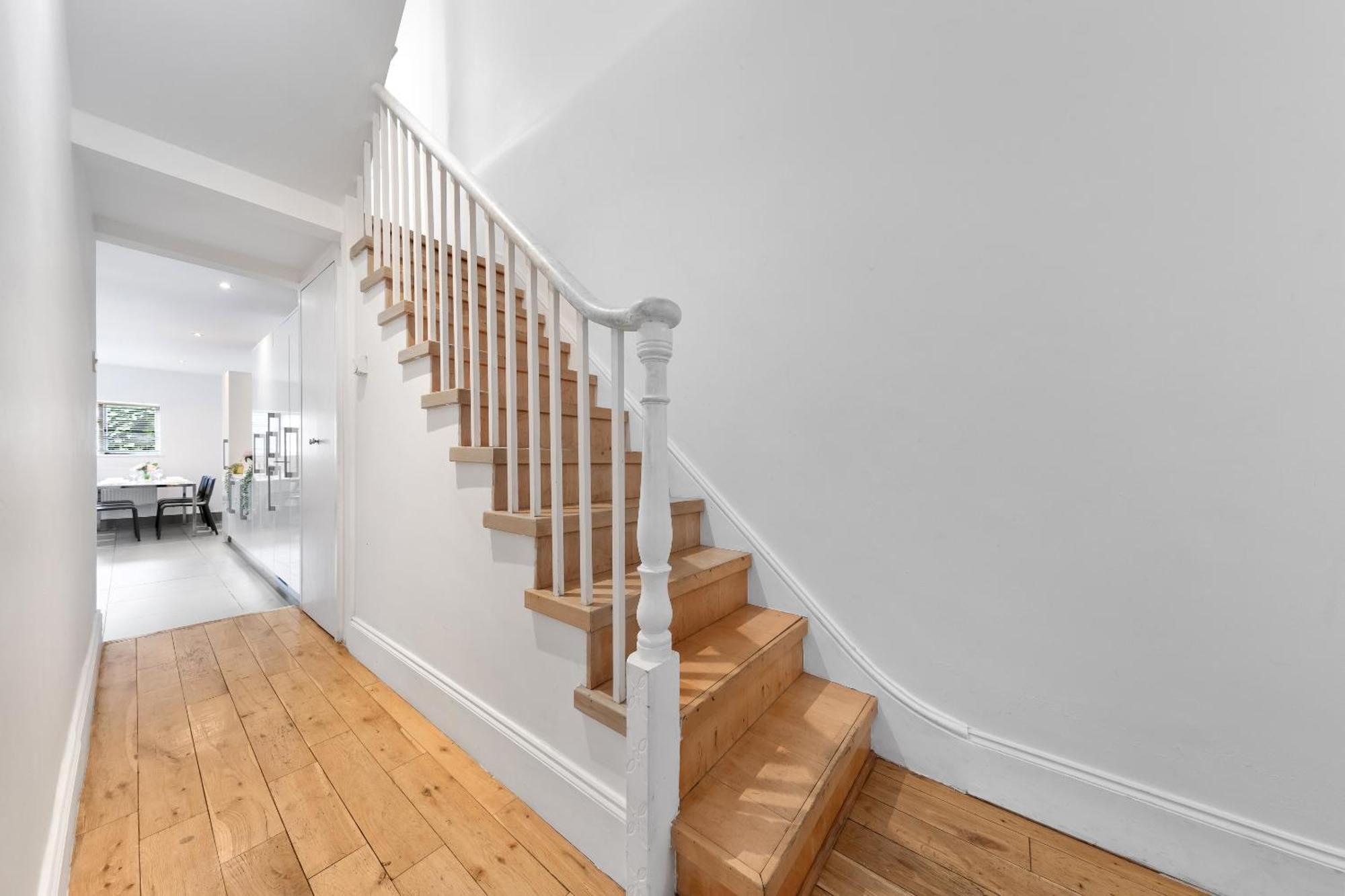Luxury 4-Bedroom Modern Flat In Central London Steps From Station, Sleeps 9 In Style! Eksteriør billede