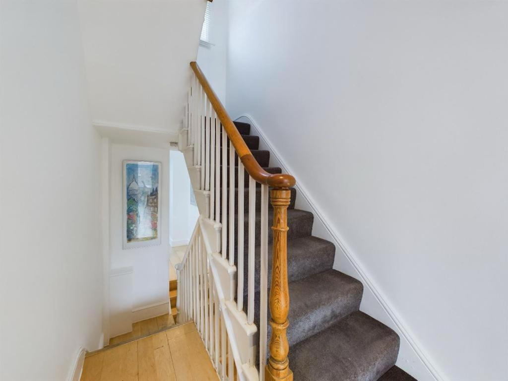 Luxury 4-Bedroom Modern Flat In Central London Steps From Station, Sleeps 9 In Style! Værelse billede