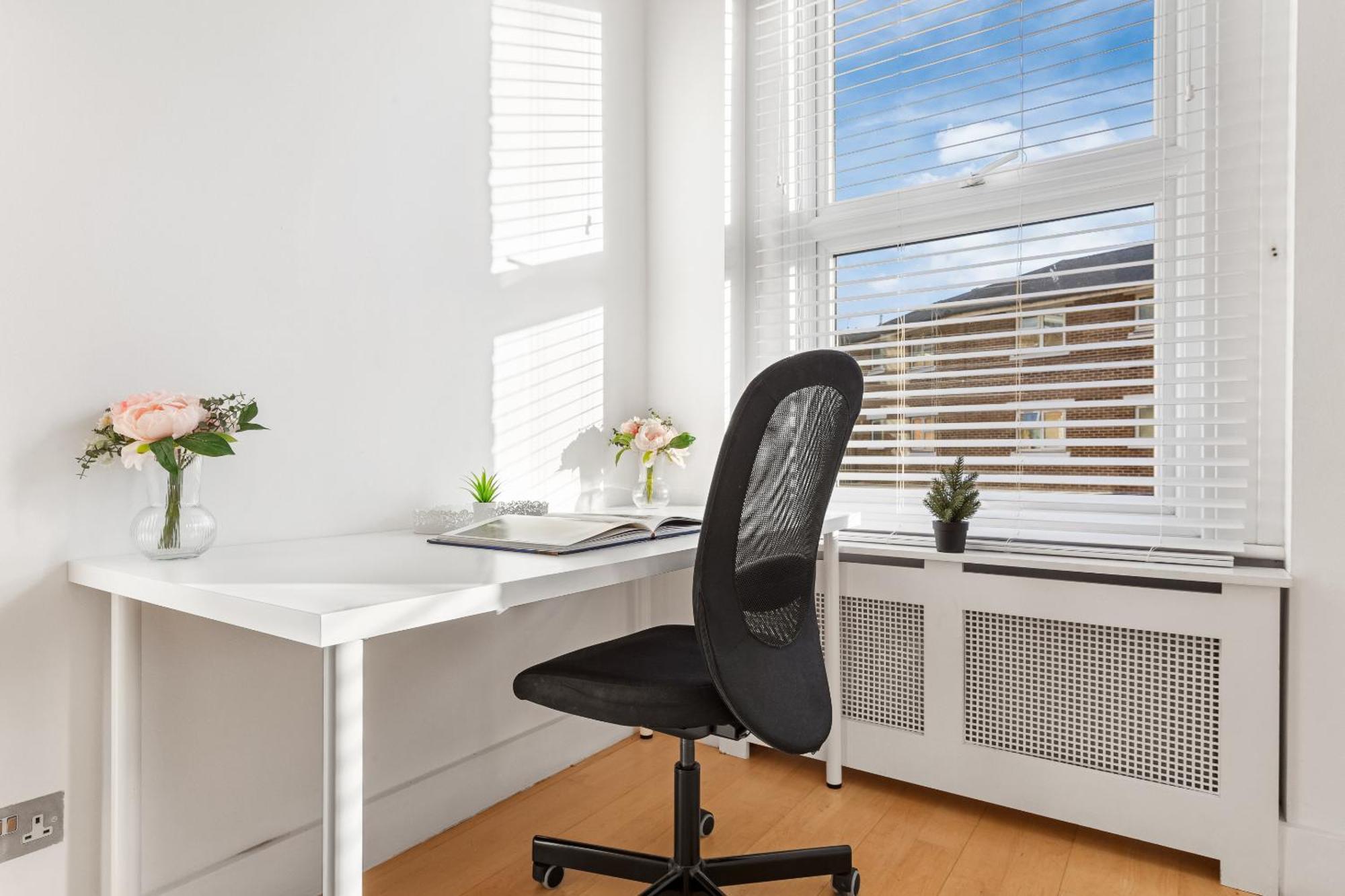 Luxury 4-Bedroom Modern Flat In Central London Steps From Station, Sleeps 9 In Style! Eksteriør billede
